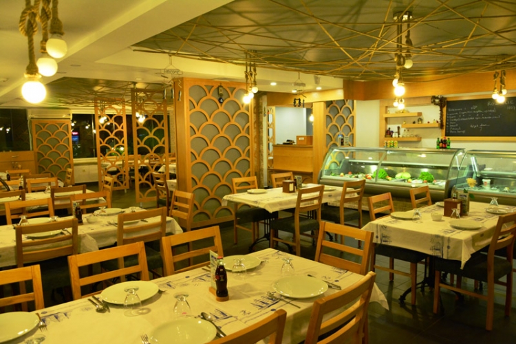 Cite Roumelie FasÄḟl Restaurant